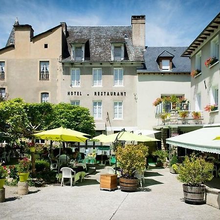 Hotel Le Lion D'Or Saint-Geniez-d'Olt Exterior foto